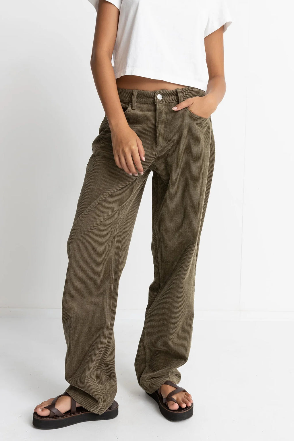 Rhythm Chloe Low Rise Pant Sage – SantoLoco Hawaii Rhythm Chloe Low Rise Pant Sage – SantoLoco Hawaii