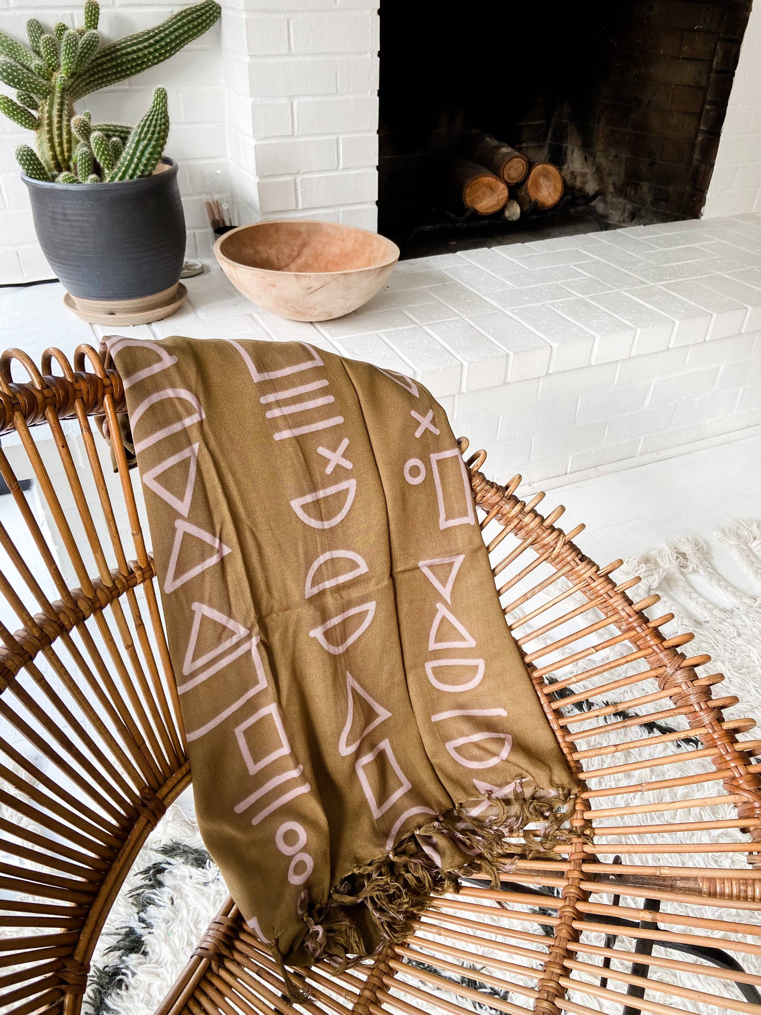 Shapes Tapestry: Vintage Olive