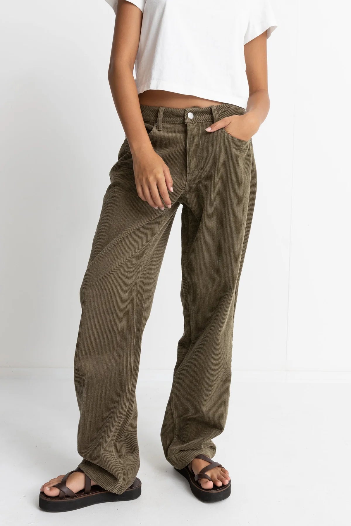 Rhythm Chloe Low Rise Pant Sage – SantoLoco Hawaii Rhythm Chloe Low Rise Pant Sage – SantoLoco Hawaii