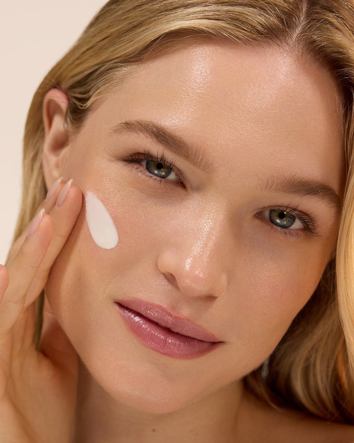 COOLA Dew Good Illuminating Serum SPF 30