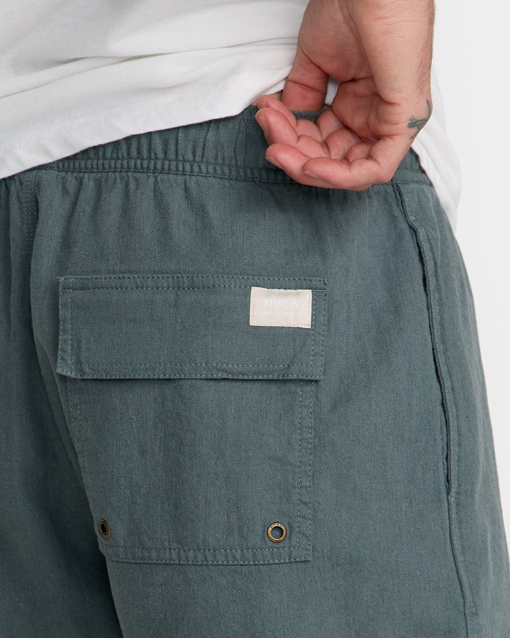 RVCA Sands Elastic 17 Short Balsam Green detail