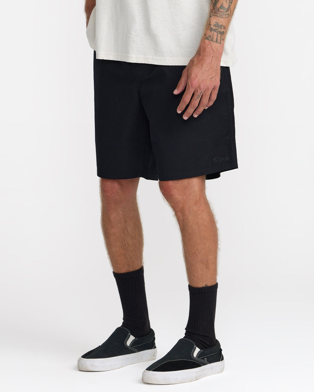 RVCA Weekend Elastic 2 19 Short RVCA Black on model side