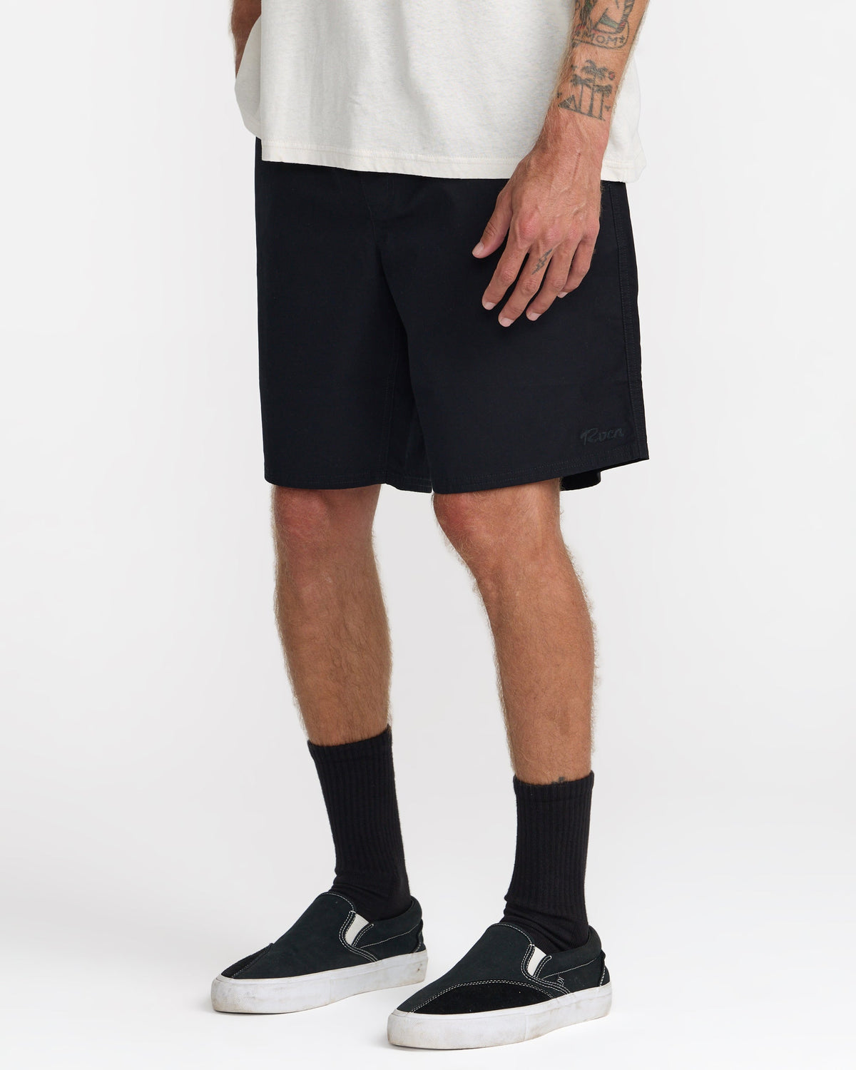 RVCA Weekend Elastic 2 19 Short RVCA Black on model side