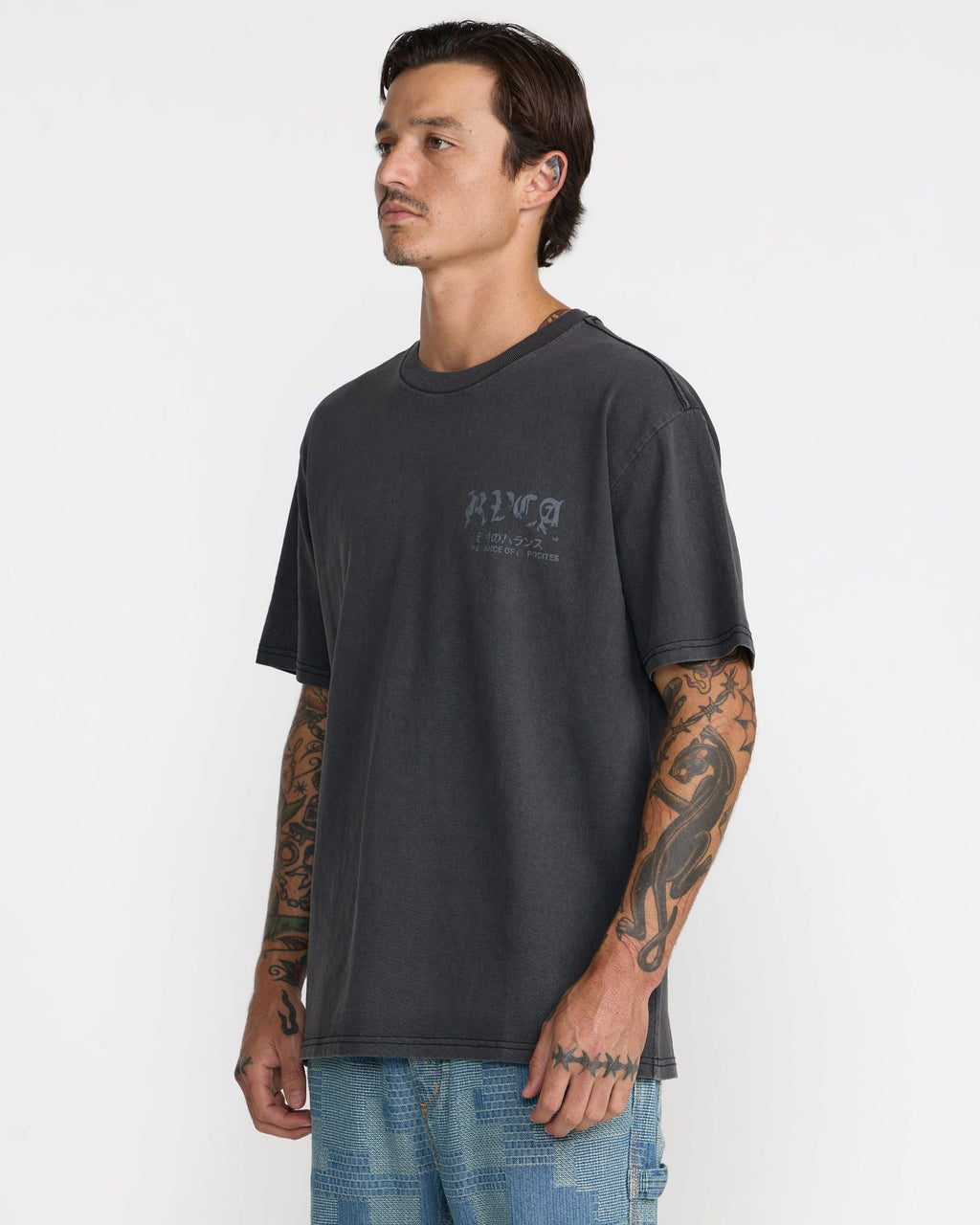 RVCA Big Press SS Tee Black on model side