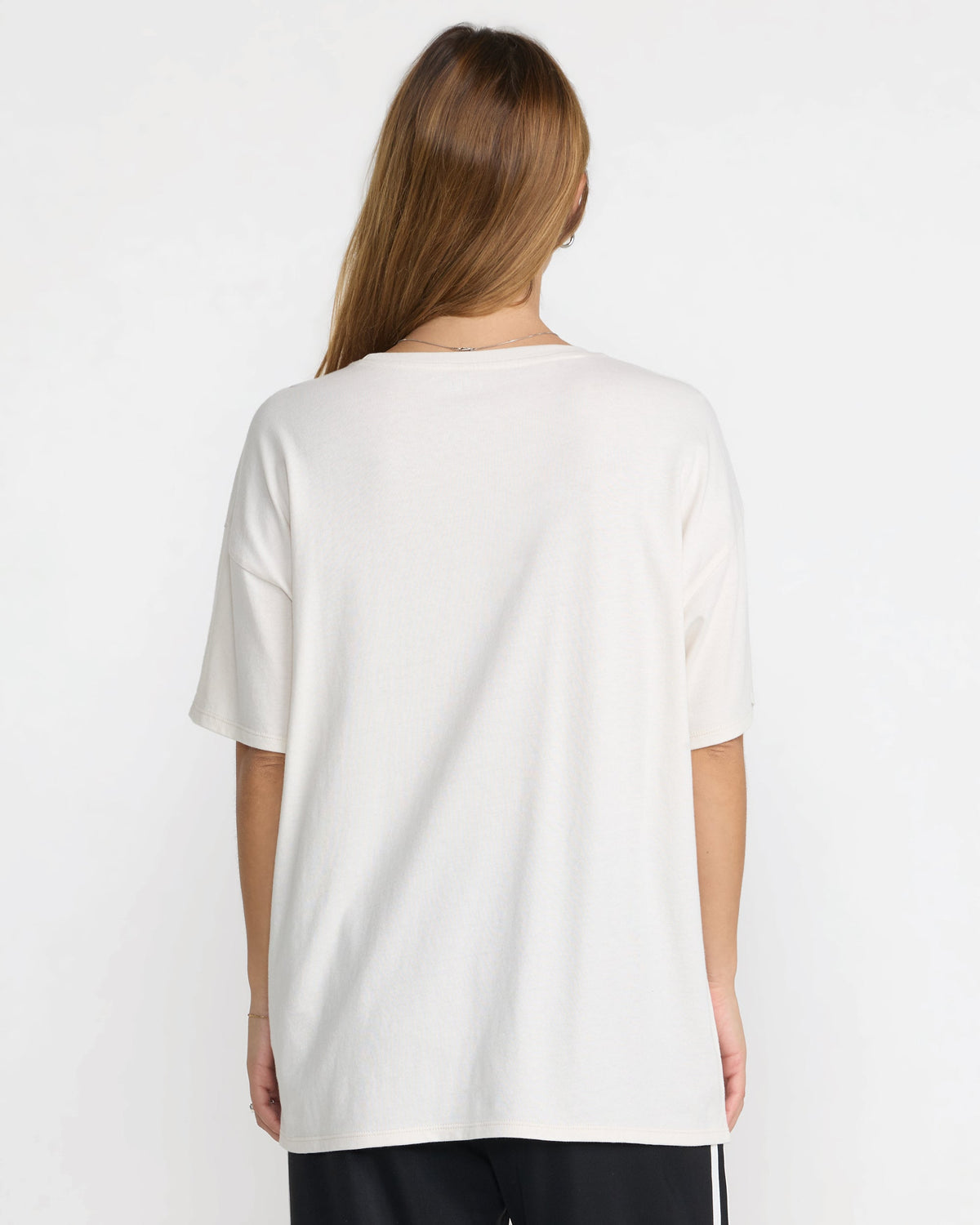 RVCA Visitor Oversized Tee Cloud back
