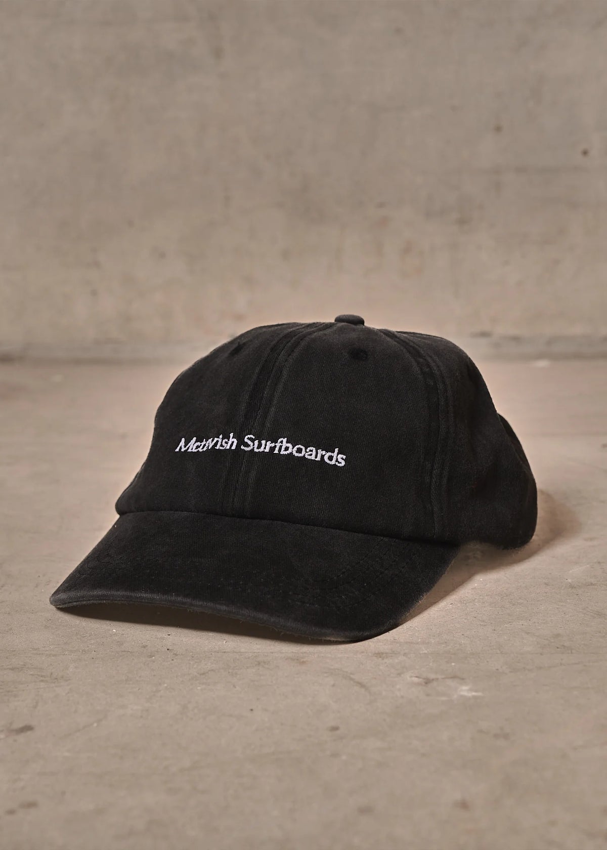Mctavish - Serif Hat Black