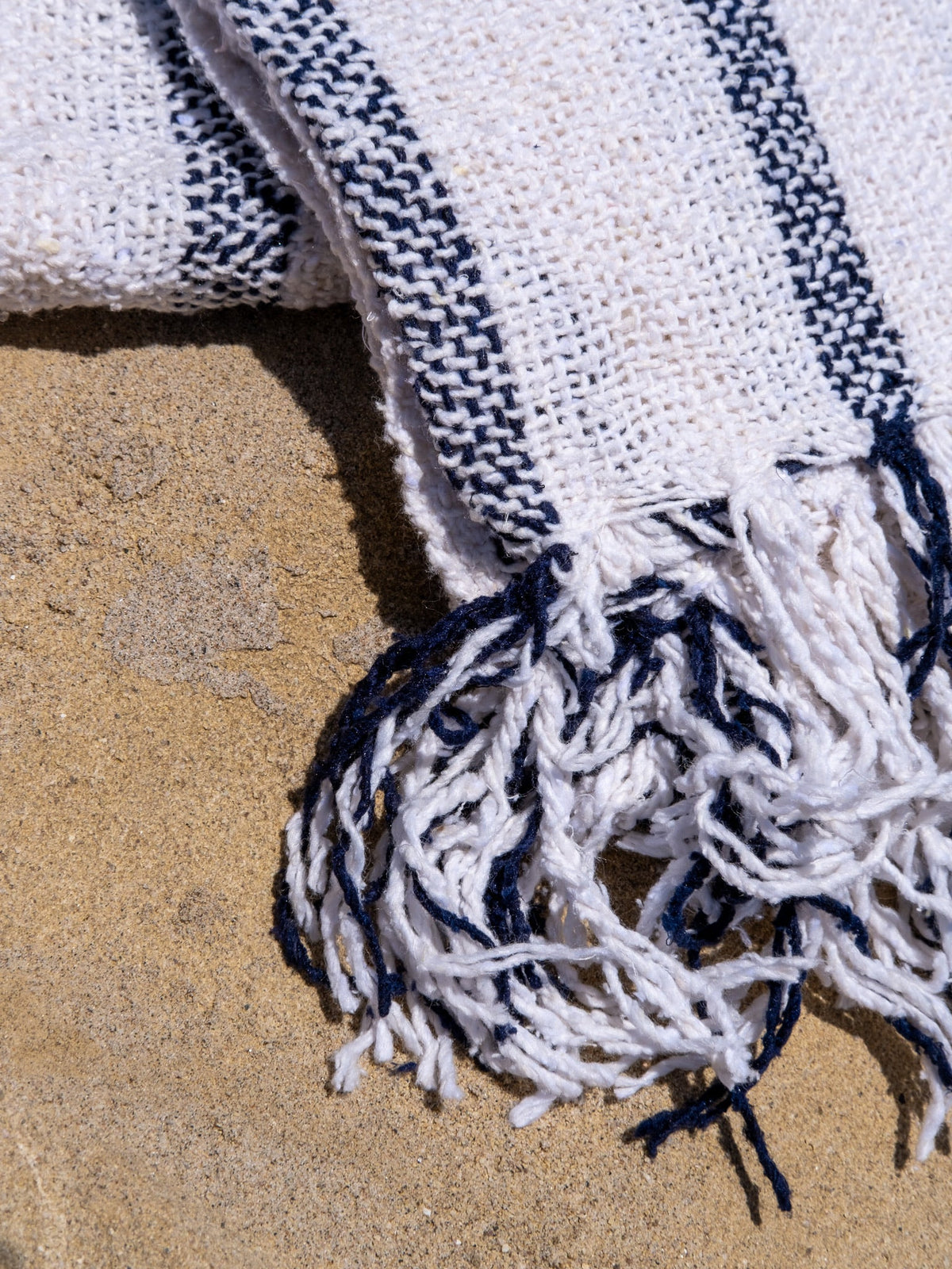 Sundream Riviera Navy Stripe throw