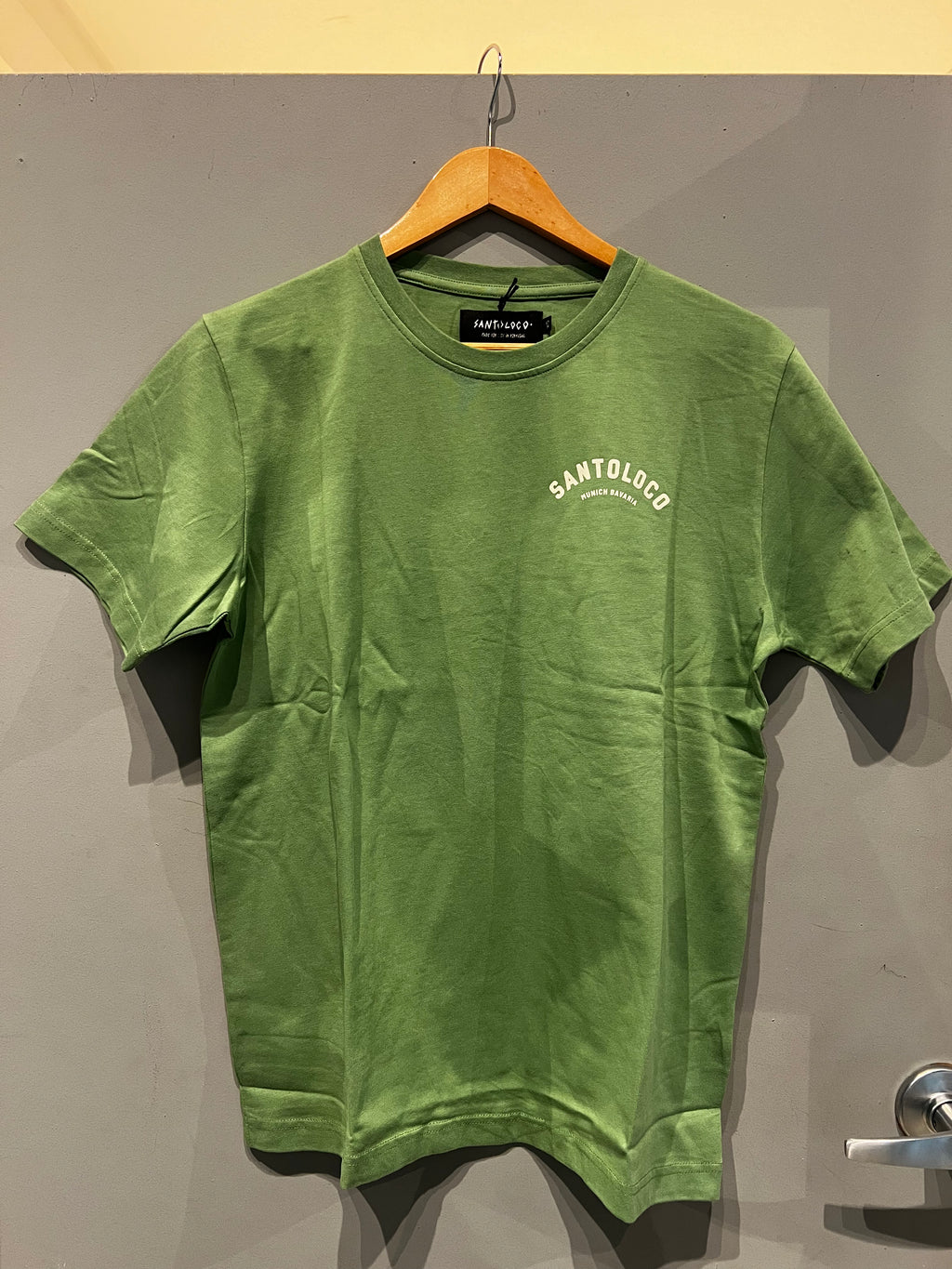 SantoLoco Munich Surfing is a Motorsport T-Shirt Green