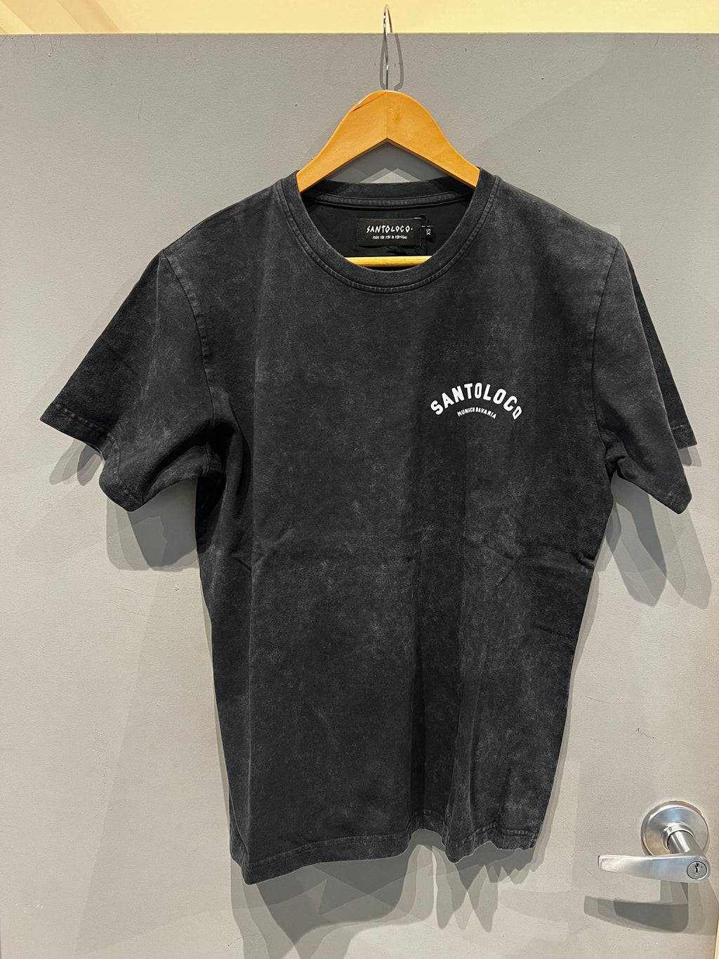 SantoLoco Munich Surfing is a Motorsport T-Shirt Dark Wash