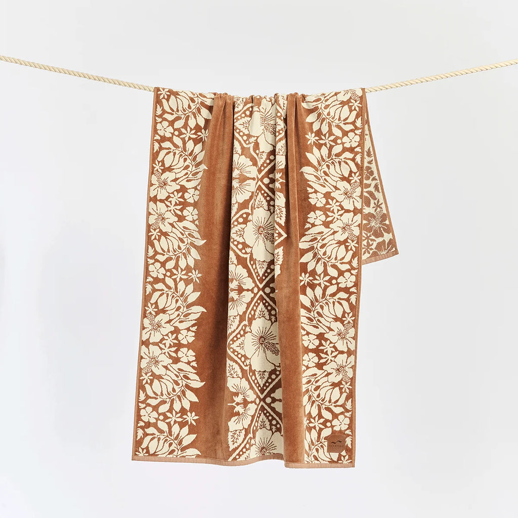 Slowtide Sandy's Oversized Woven Towel Fawn