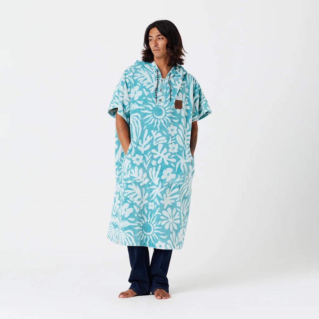 Slowtide Sunny Extra-Warm Poncho Sky Blue