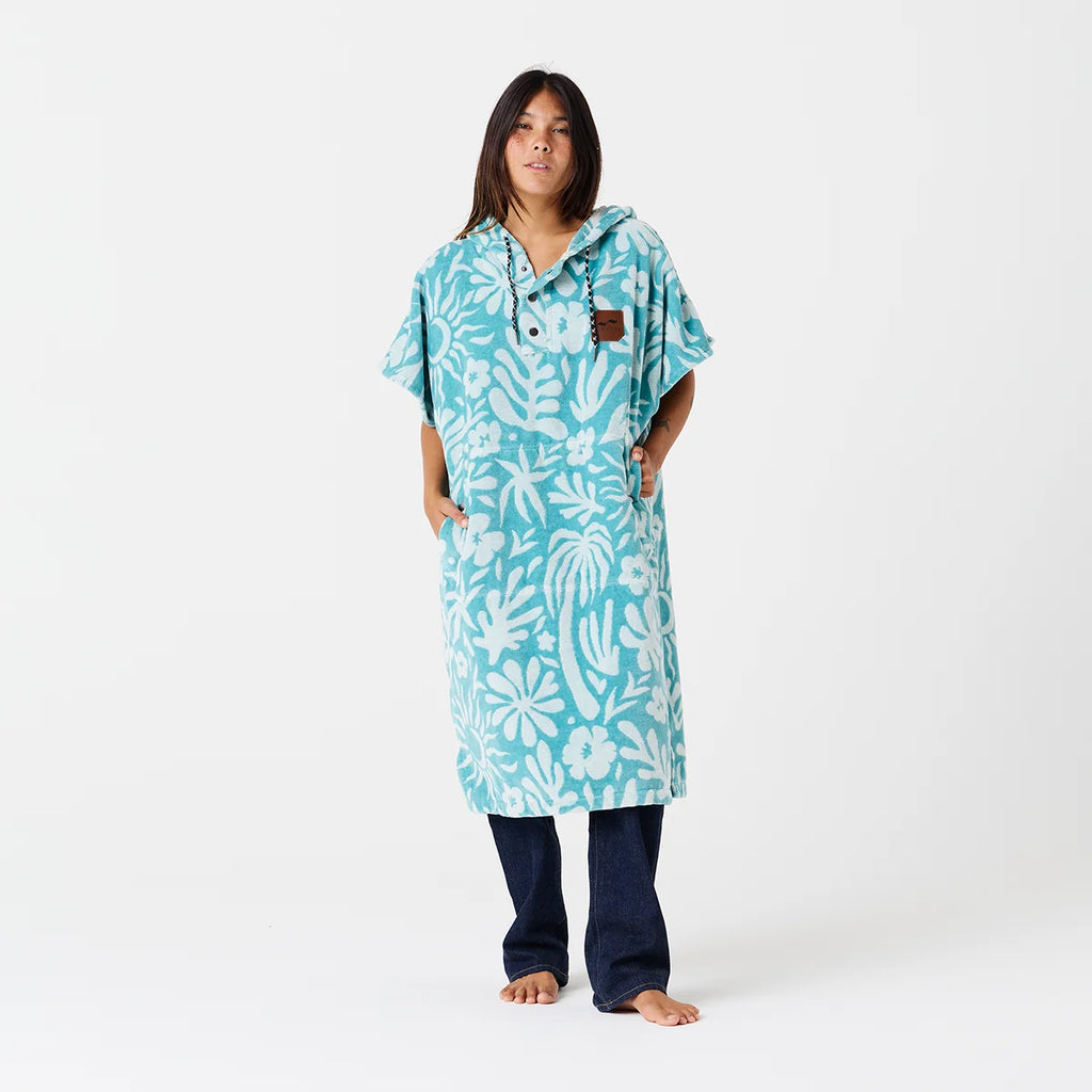 Slowtide Sunny Extra-Warm Poncho Sky Blue