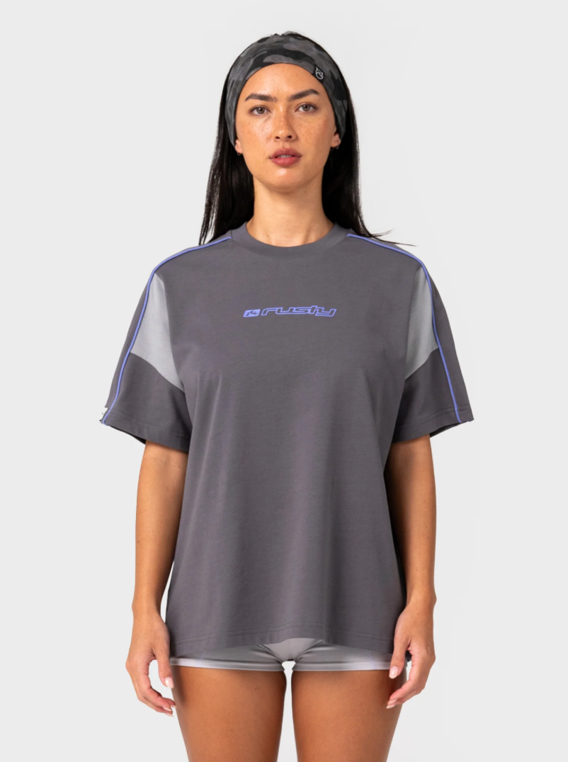 Rusty New Break 220 Oversize Tee Carbon