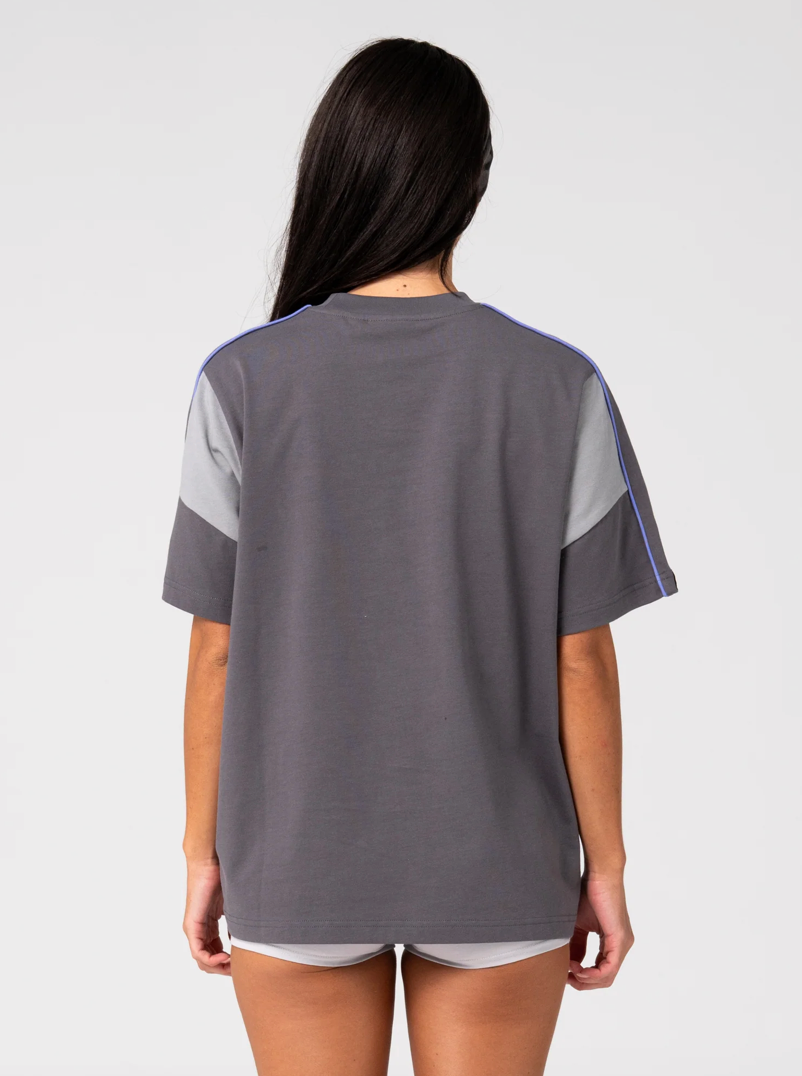 Rusty New Break 220 Oversize Tee Carbon