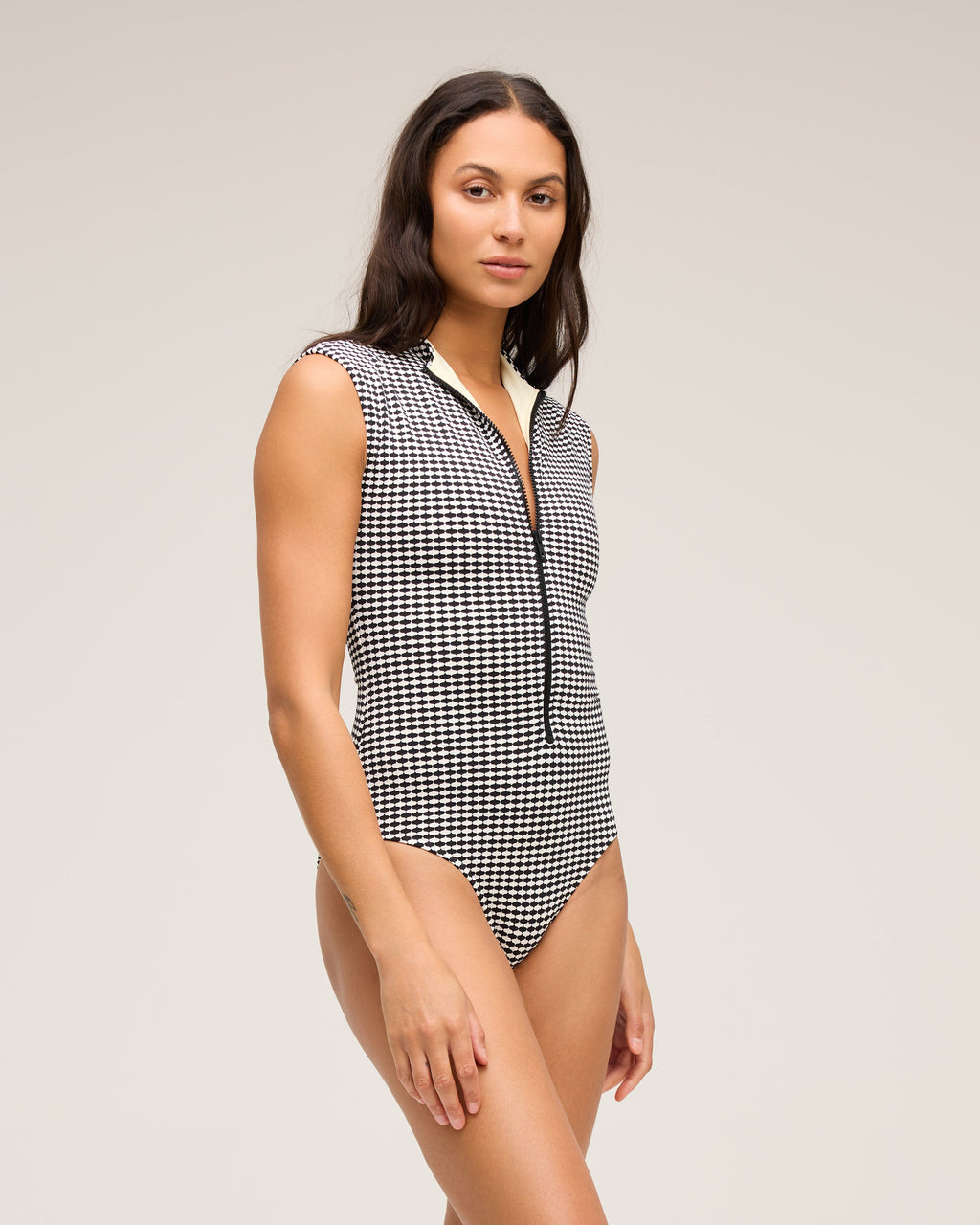 Seea Regina One Piece Black Dora - side