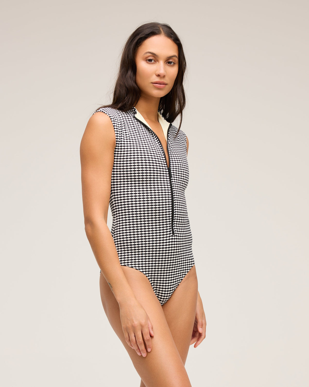Seea Regina One Piece Black Dora - side