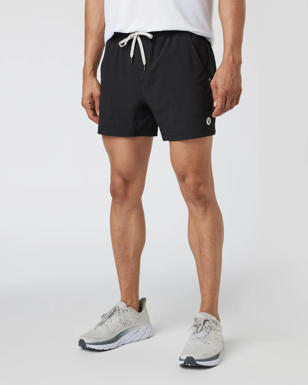 Vuori Kore Short Lined 5" Black