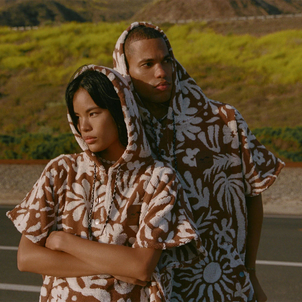 Slowtide Sunny Extra-Warm Poncho Toast