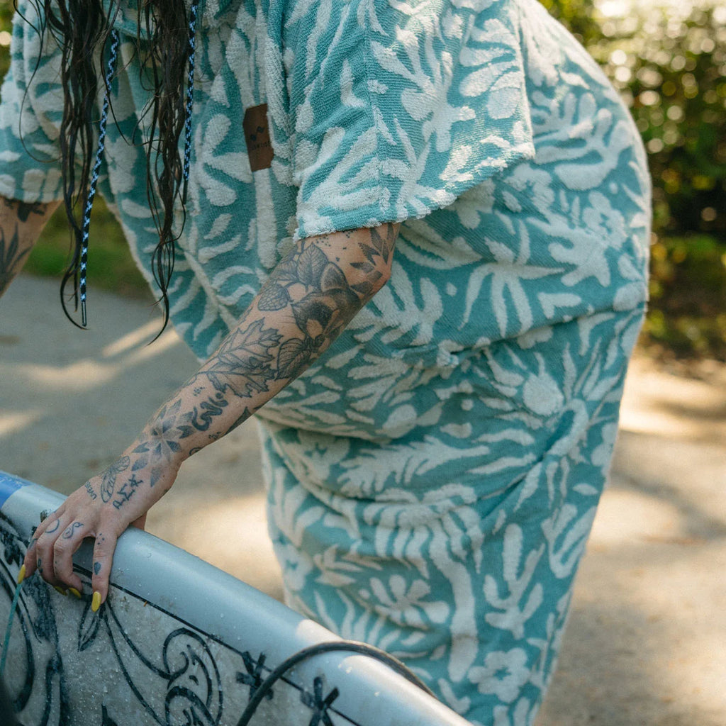 Slowtide Sunny Extra-Warm Poncho Sky Blue