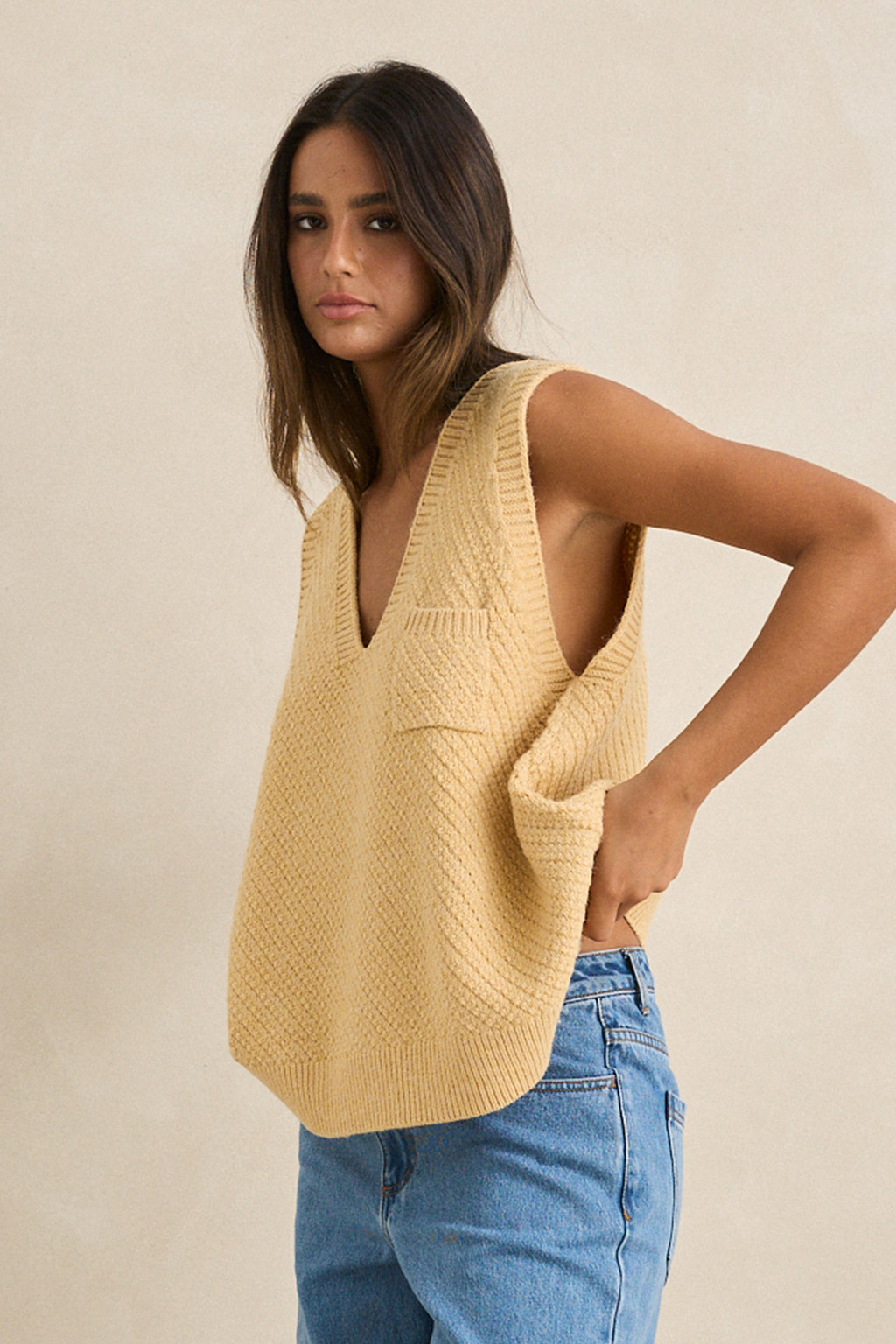 Rhythm Archer Knit Vest Sand