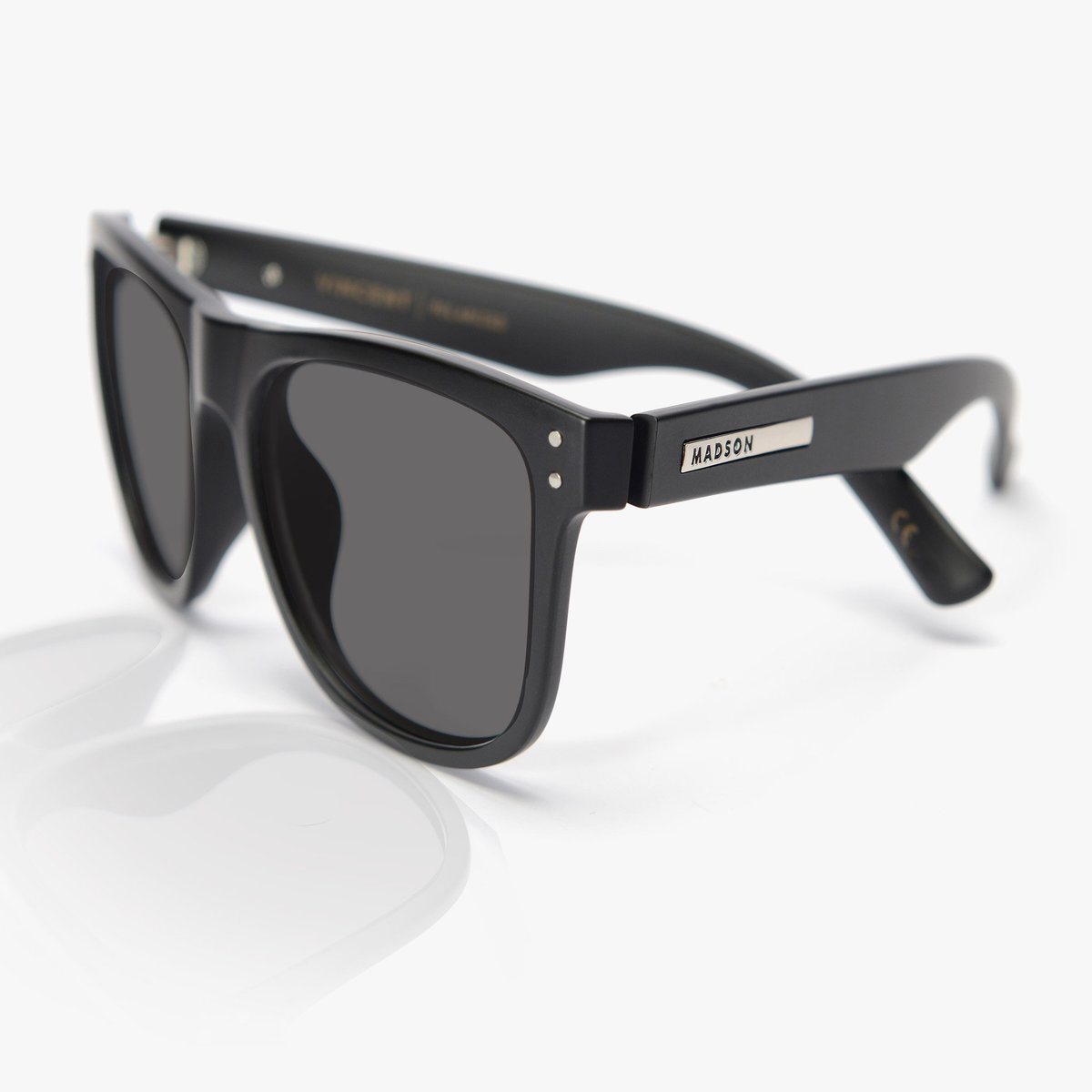 Madson Metro Sunglasses Black Matte / Grey Polarized - SantoLoco Hawaii