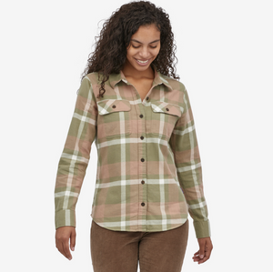 Patagonia Long Sleeved Organic Cotton Flannel Green