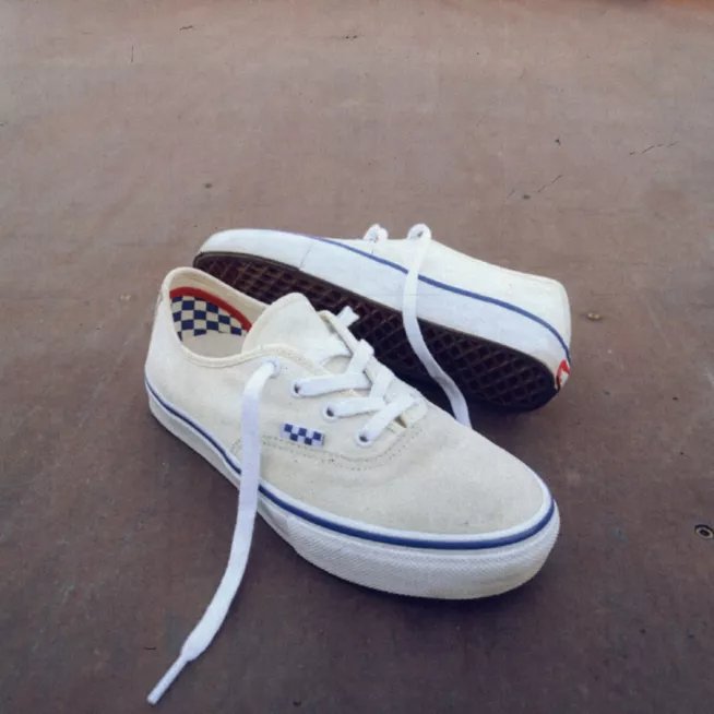 Vans authentic white skate top shoes